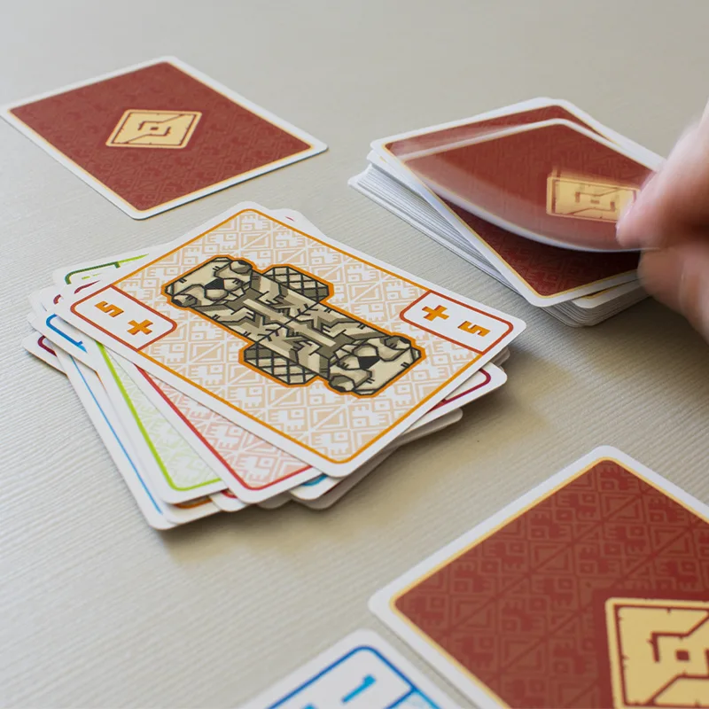 totems juego de cartas