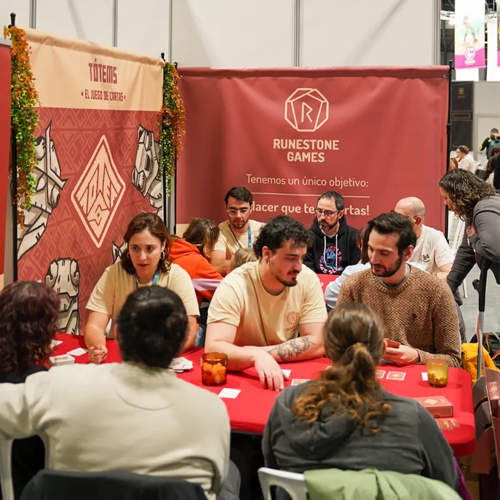 juego de cartas para dos Tótems Mejor Juego Familiar InterOcio 2026